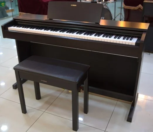 Yamaha YDP-144 has realistic voices