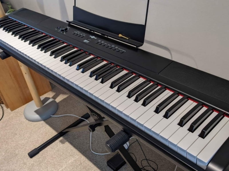 SDP-2 comes with fully-weighted keys